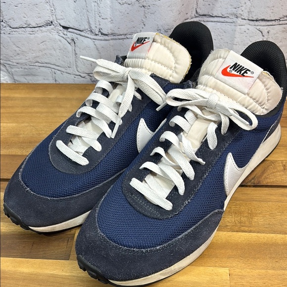 Nike Other - Nike Blue and White Retro Sneakers